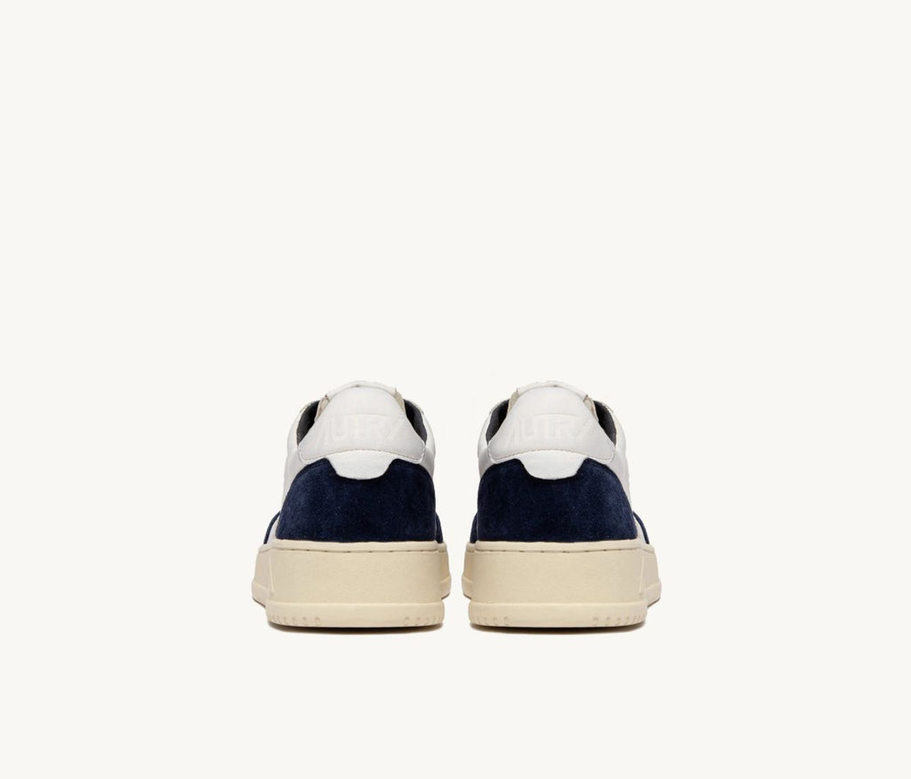 MEDALIST SNEAKERS